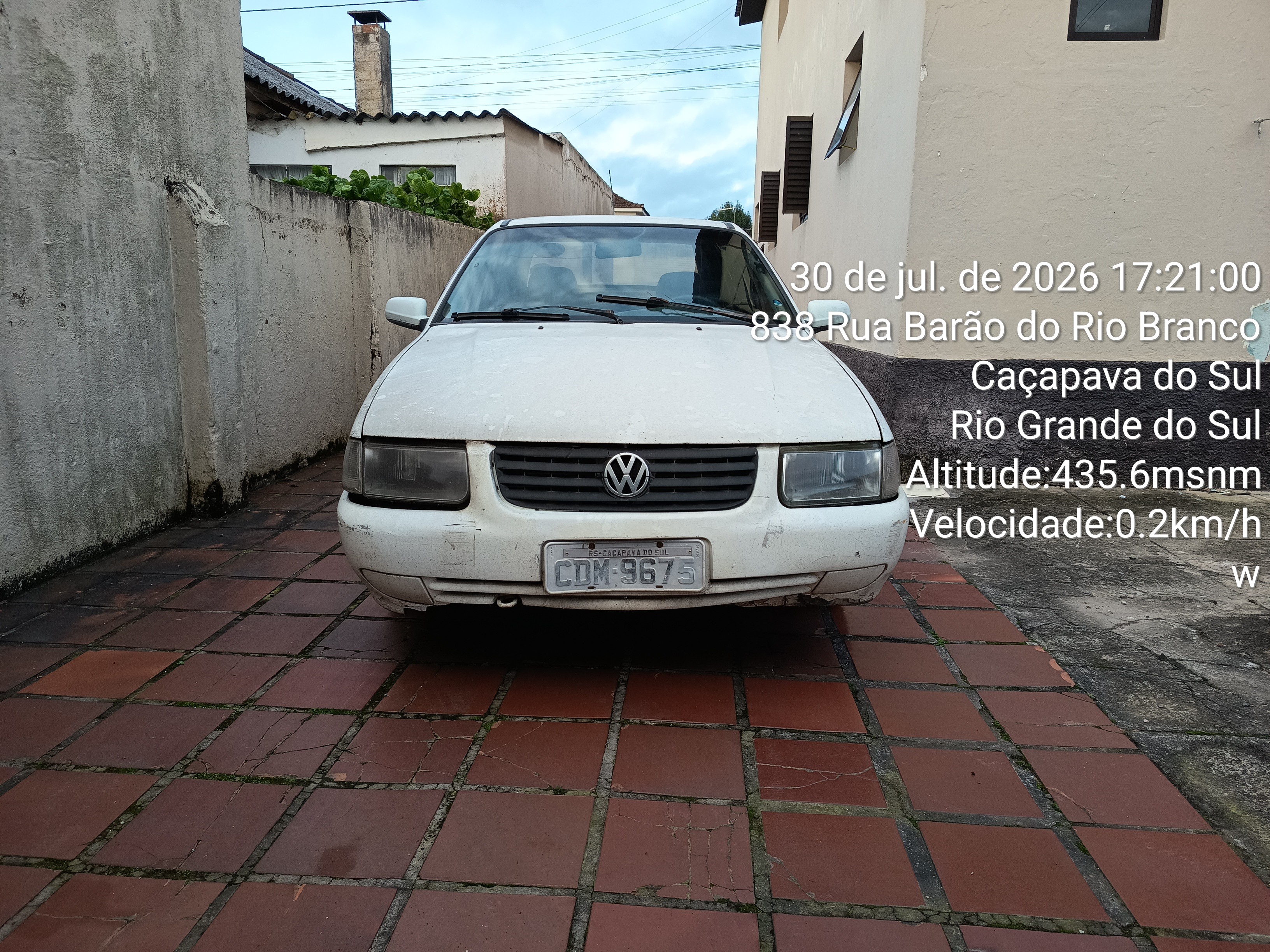 VEÍCULO VW/SANTANA